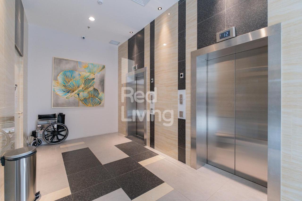 Redliving Apartemen Jakarta Living Star - Boborooms Kültér fotó