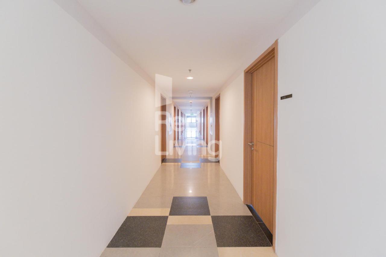 Redliving Apartemen Jakarta Living Star - Boborooms Kültér fotó