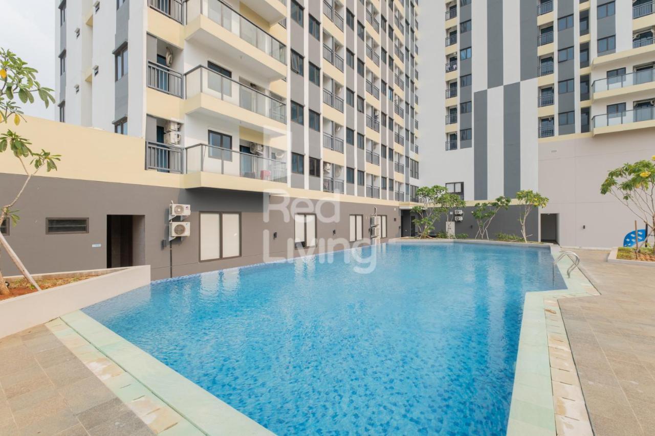 Redliving Apartemen Jakarta Living Star - Boborooms Kültér fotó