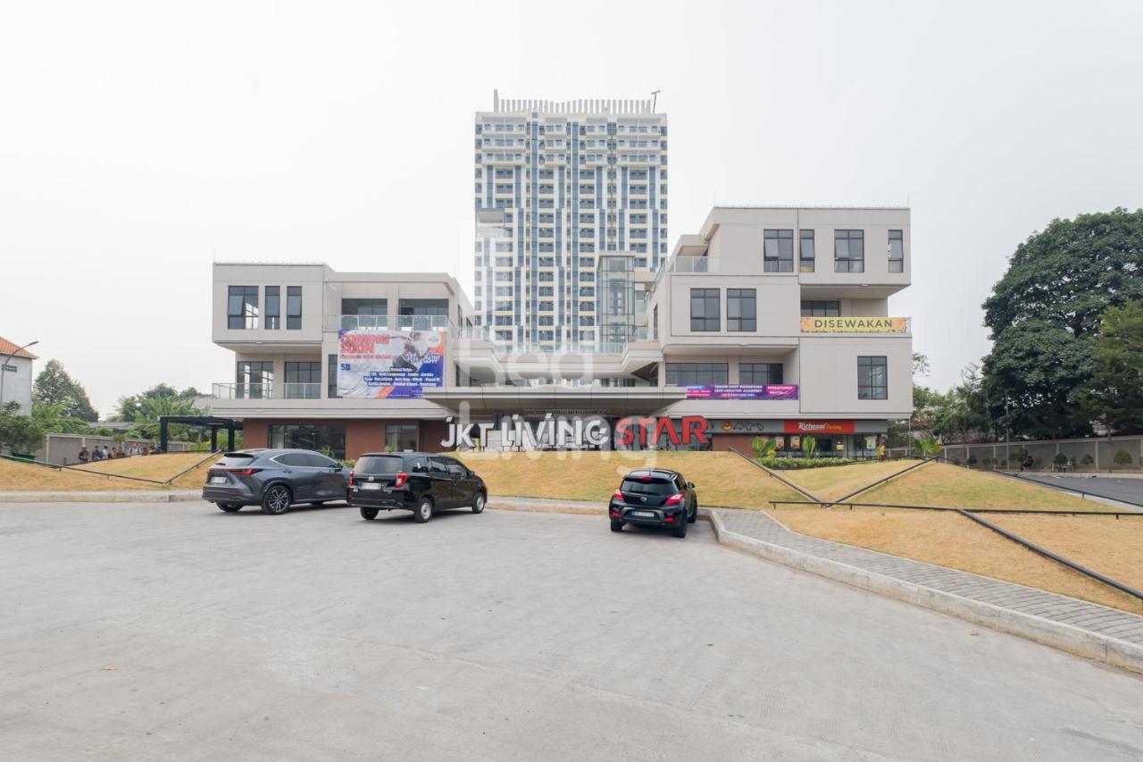 Redliving Apartemen Jakarta Living Star - Boborooms Kültér fotó