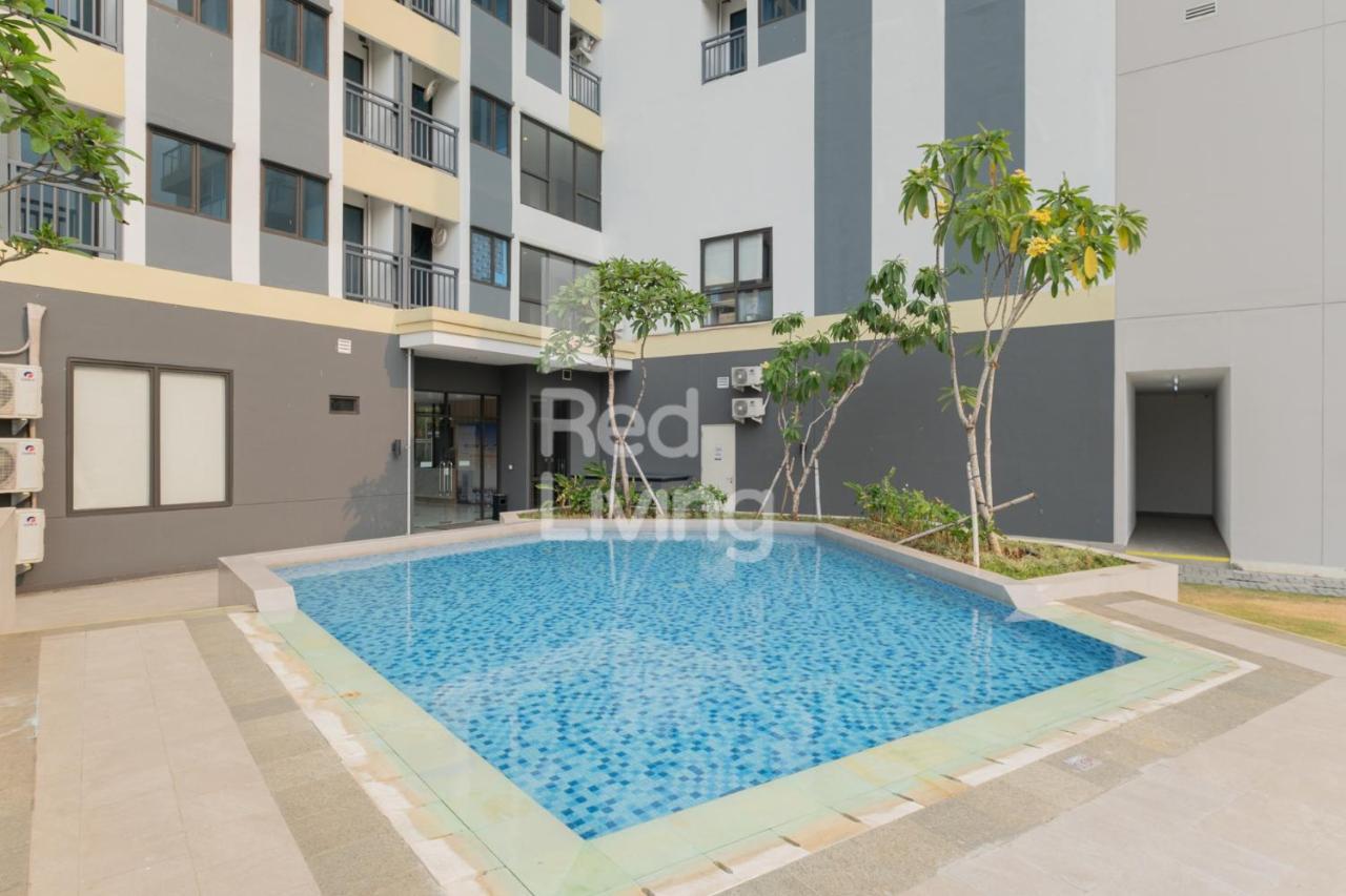 Redliving Apartemen Jakarta Living Star - Boborooms Kültér fotó