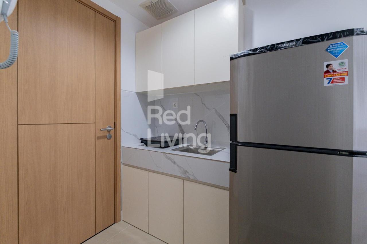 Redliving Apartemen Jakarta Living Star - Boborooms Kültér fotó